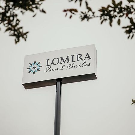 Lomira Inn And Suites Eksteriør bilde
