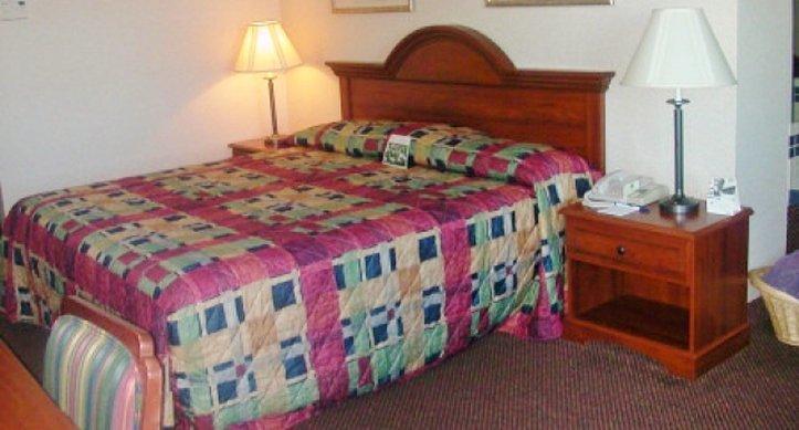 Lomira Inn And Suites Eksteriør bilde